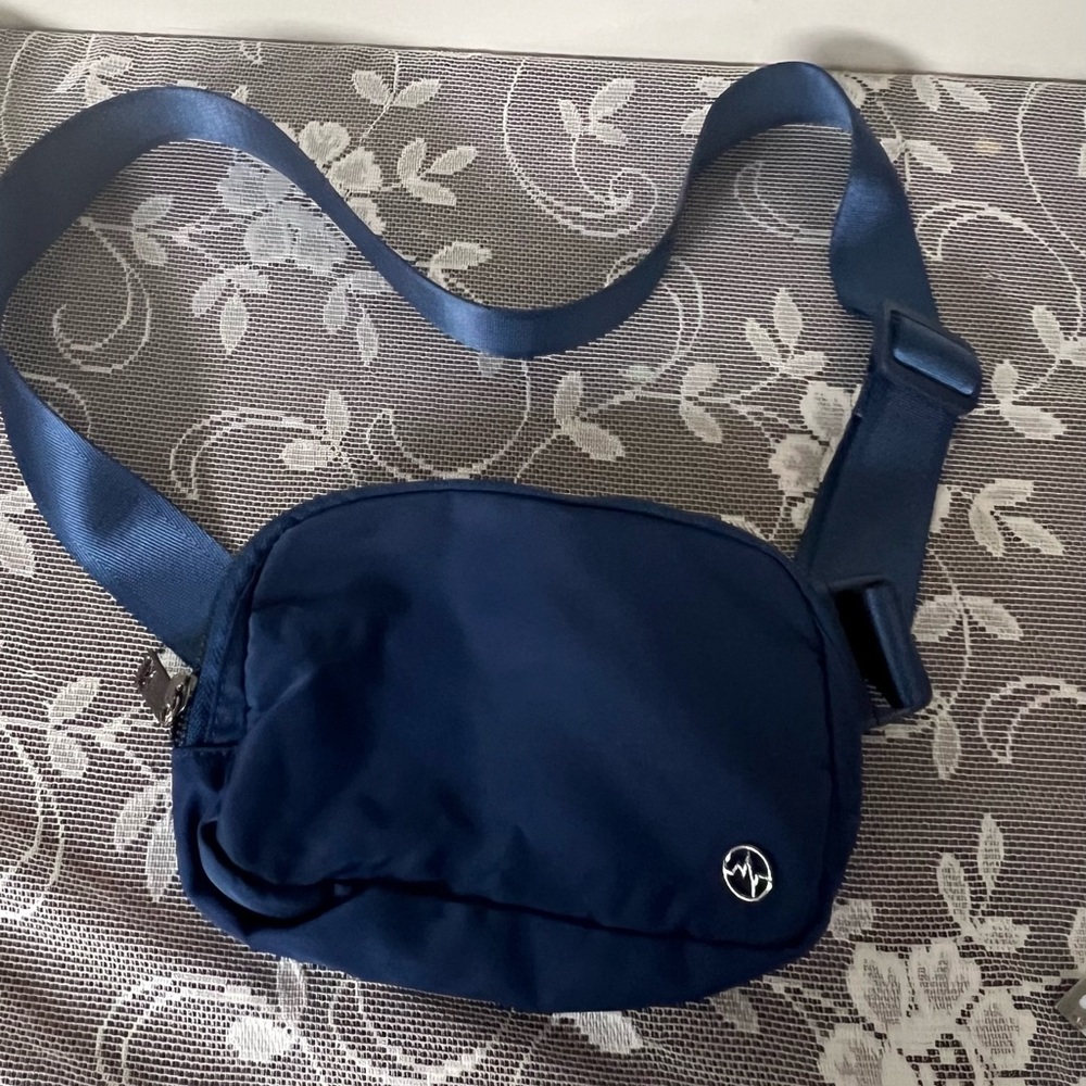 Men's Navy Belt Bag with Minimal Round Logo